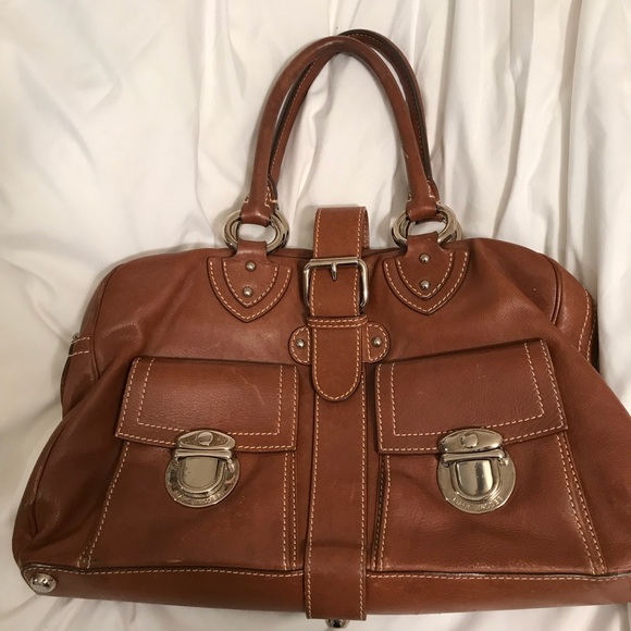 Marc Jacobs Handbags - Rich brown classic leather Marc Jacobs bag worn 2x